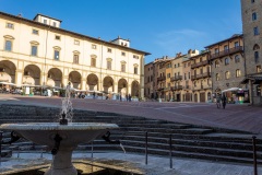 Arezzo7